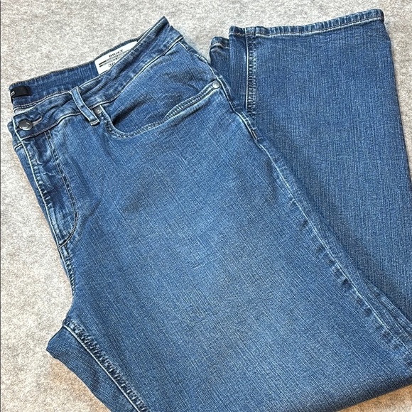 ๐๐ฅ Joeโs Jeans - Brixx Straight Stretch | Size 38X30 ๐ฅ๐ - Picture 2 of 12